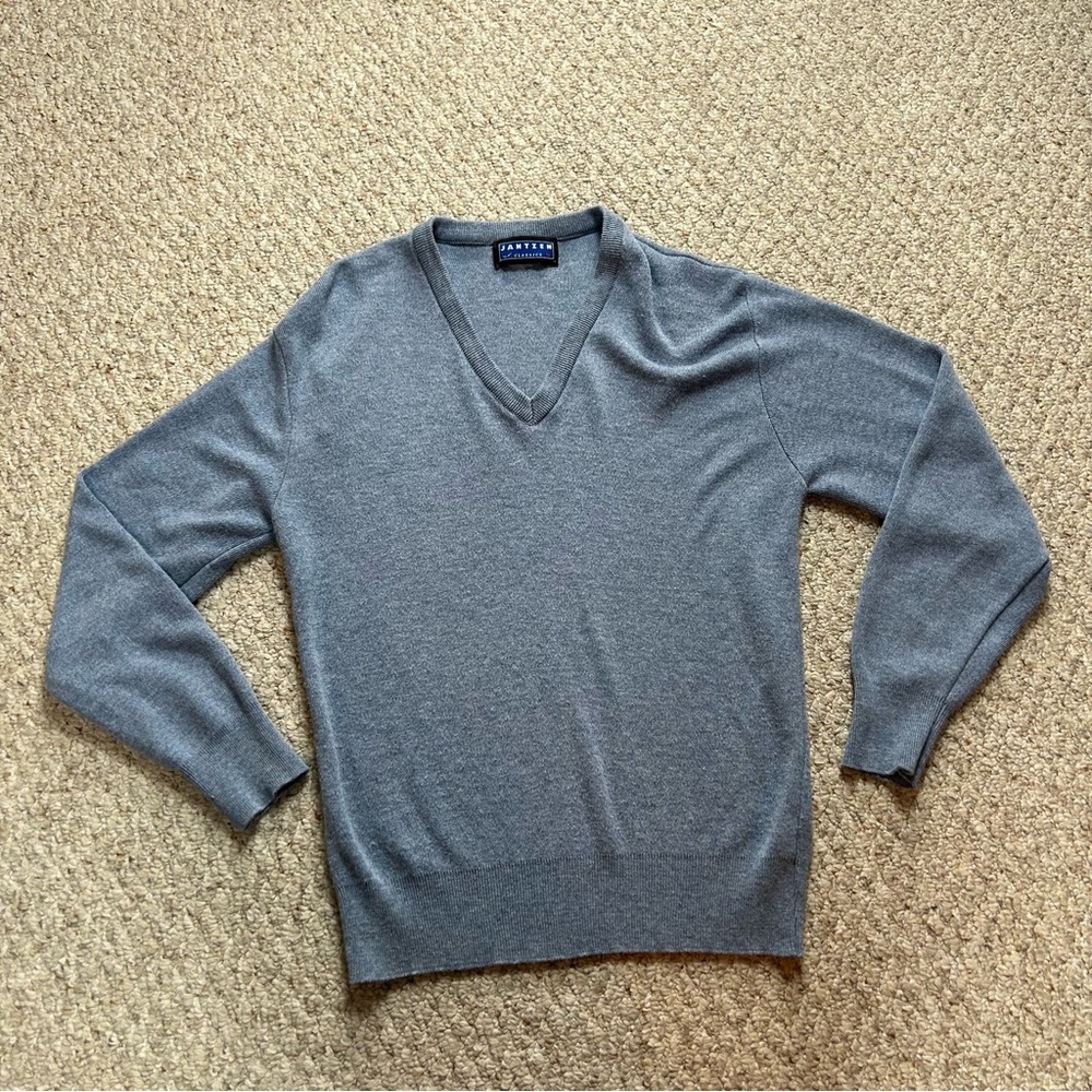 Jantzen Classics V Neck Sweater Made in USA Mens M Blue Pullover Lightweight